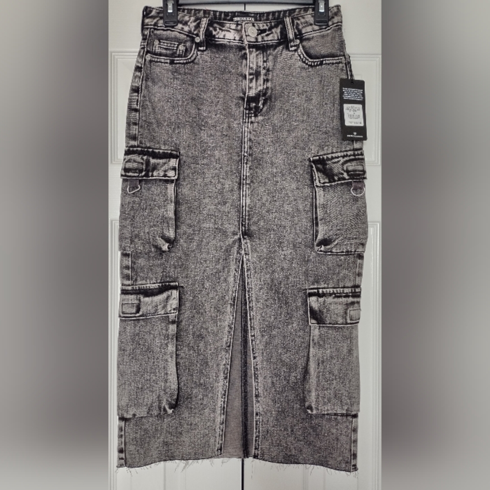 True Religion Vintage Cargo Midi Split Skirt Charcoal Wash Black Size 24